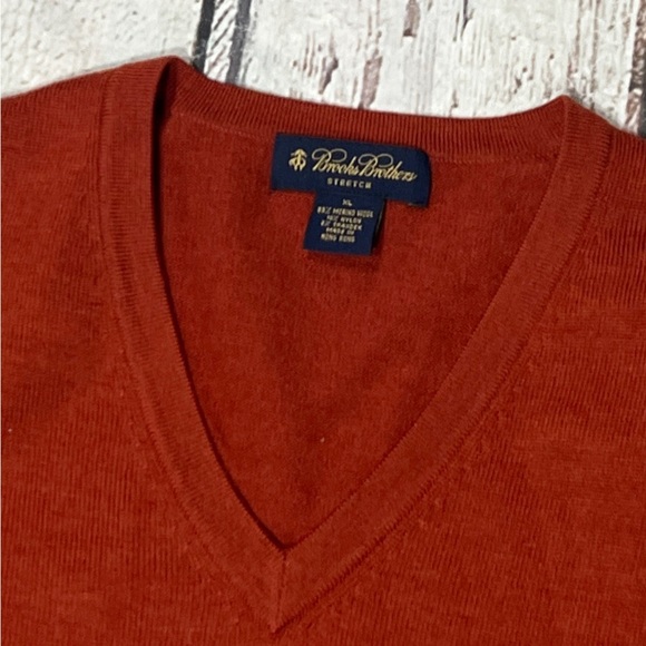 Brooks Brothers Stretch Vneck Orange Wool / Spandex Mens Business Sweater - Picture 2 of 3